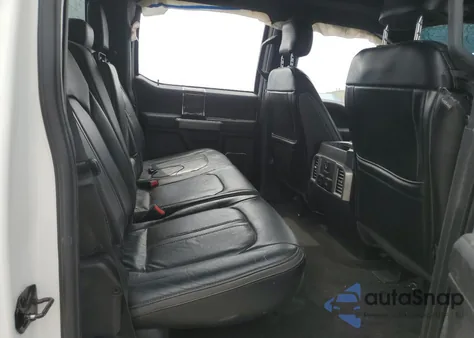 2017 Ford F250 Super Duty из США, поврежденный, VIN 1FT7W2BT8HEE88788